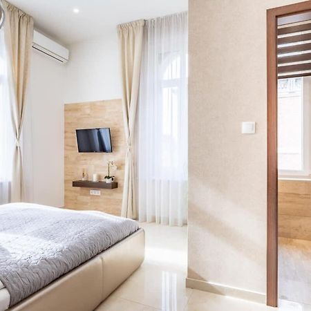 Ferienwohnung Splendid Perfectly Located Flat With Sauna Budapest Exterior foto