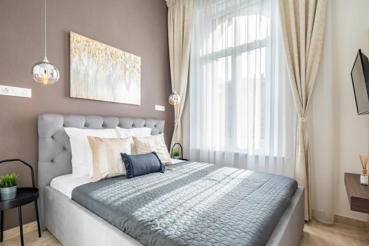Ferienwohnung Splendid Perfectly Located Flat With Sauna Budapest Exterior foto