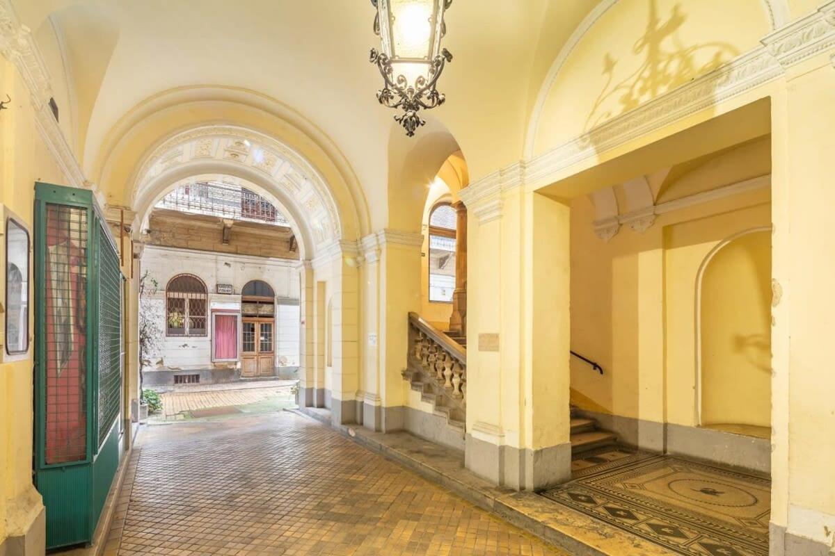 Ferienwohnung Splendid Perfectly Located Flat With Sauna Budapest Exterior foto