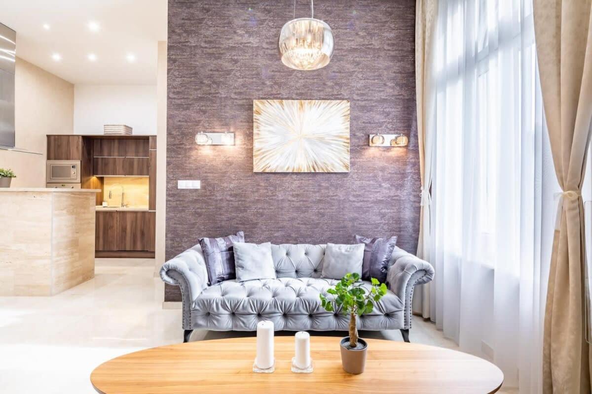 Ferienwohnung Splendid Perfectly Located Flat With Sauna Budapest Exterior foto