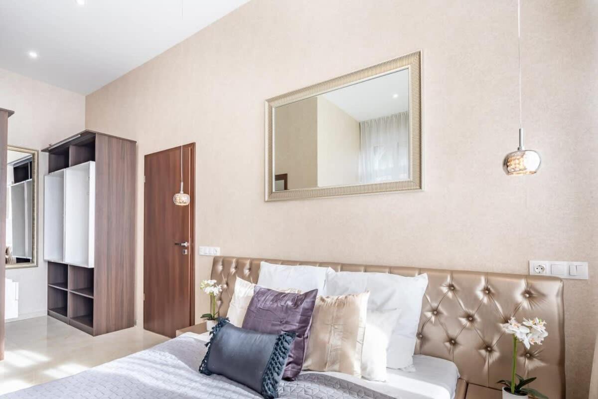 Ferienwohnung Splendid Perfectly Located Flat With Sauna Budapest Exterior foto